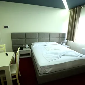 Vllaznia 3*, Shkodër Albania